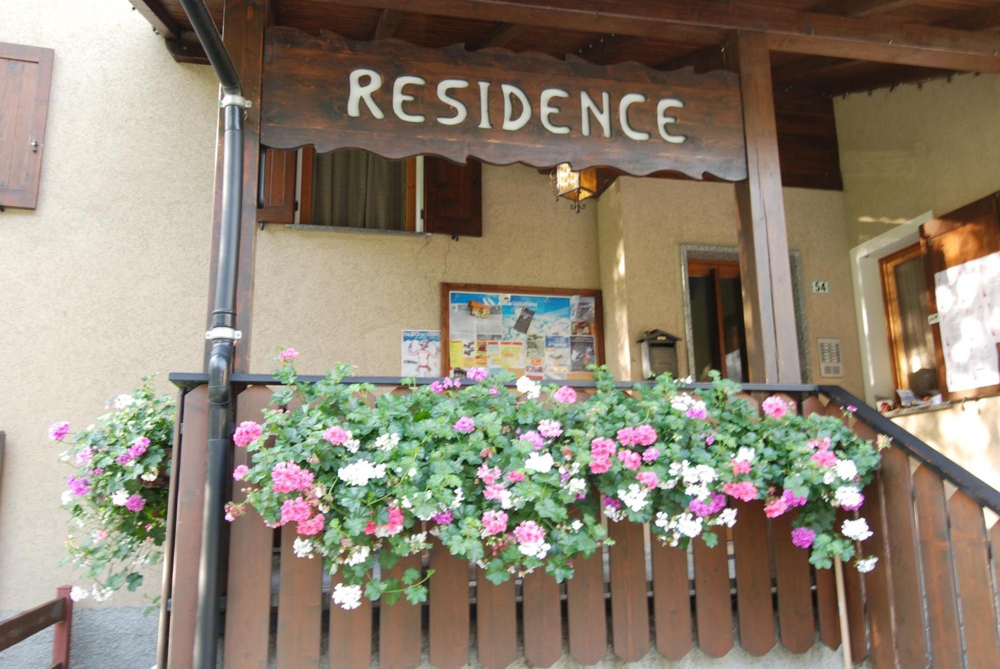 Residence Pian Del Vino Pradelle Exterior foto